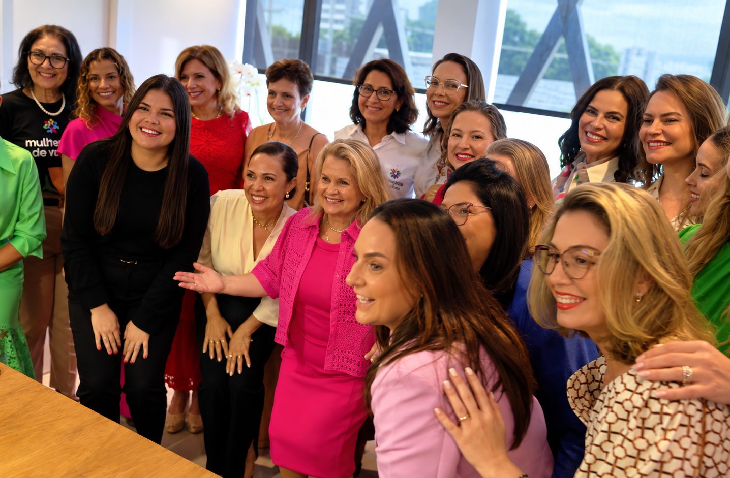 Mulheres reunidas em celebração do Instituto Cultivar Progresso